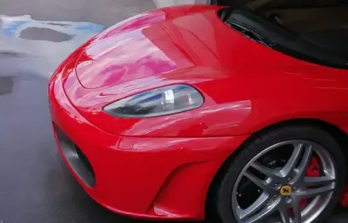 Ferrari F430 en el taller