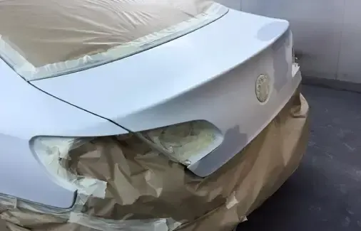 Lateral recién barnizado
